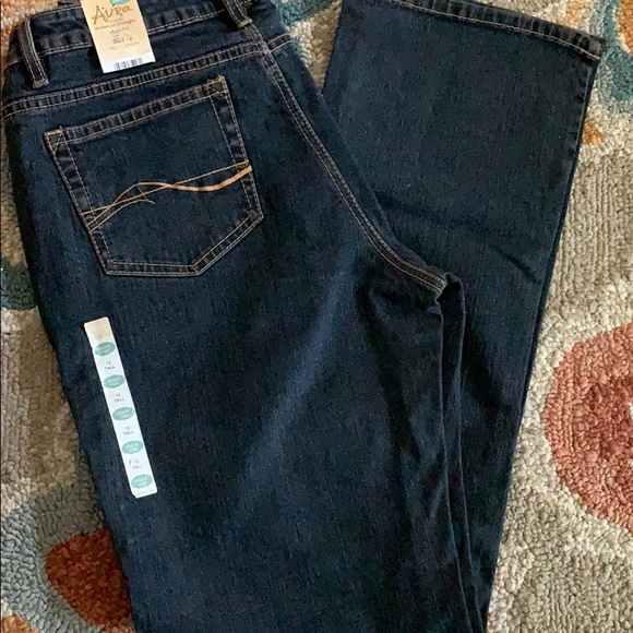 Wrangler Jeans - Picture 5 of 7